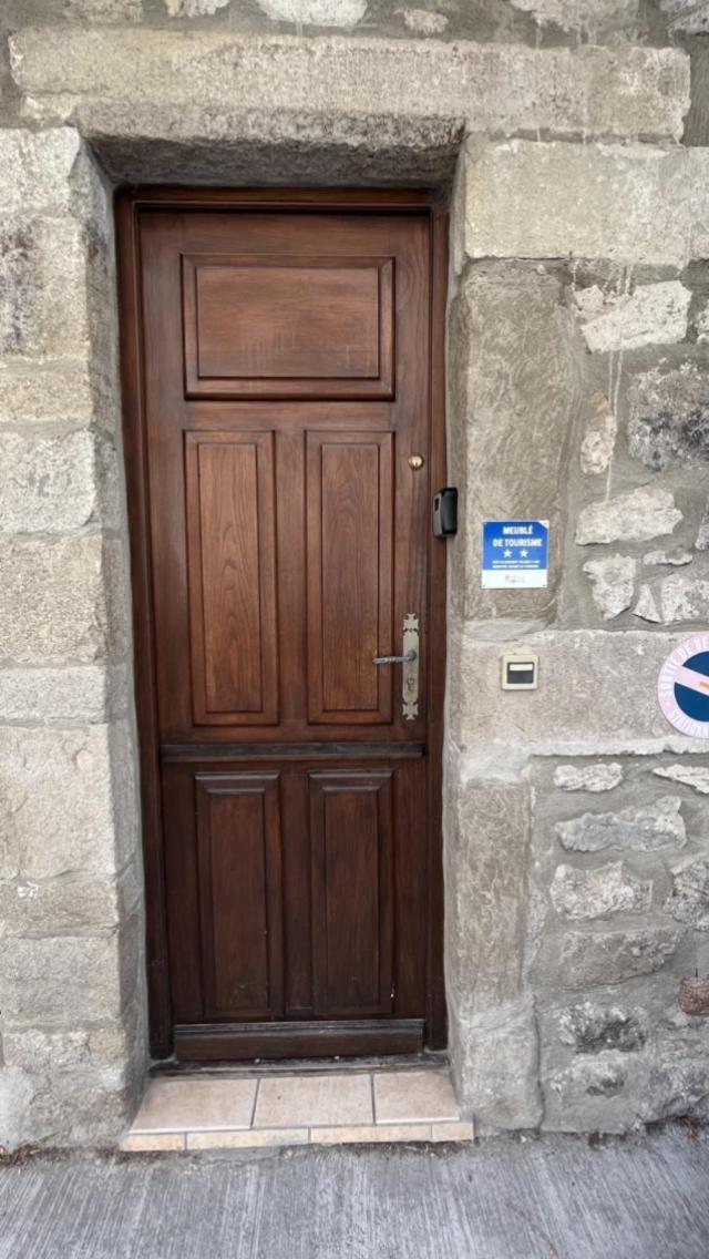 Appartement Jaujac Екстериор снимка